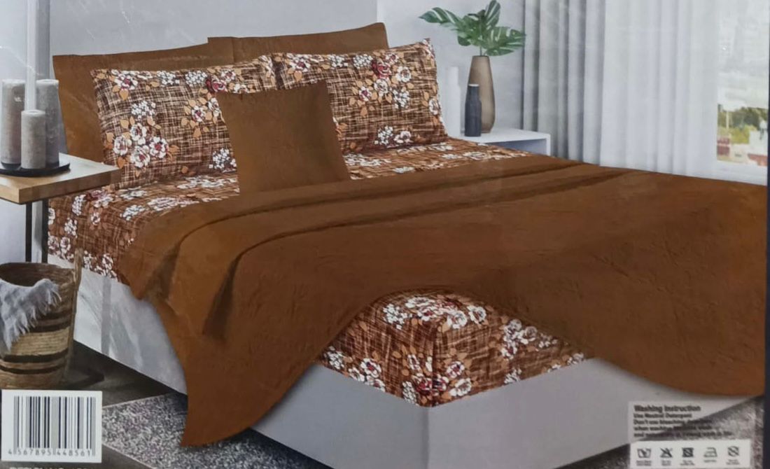 7-Pieces King Bedspread  Set Lightweight & Soft King size Quilt Set, with Printed Bedsheet , Pillows and cushion for All Seasons